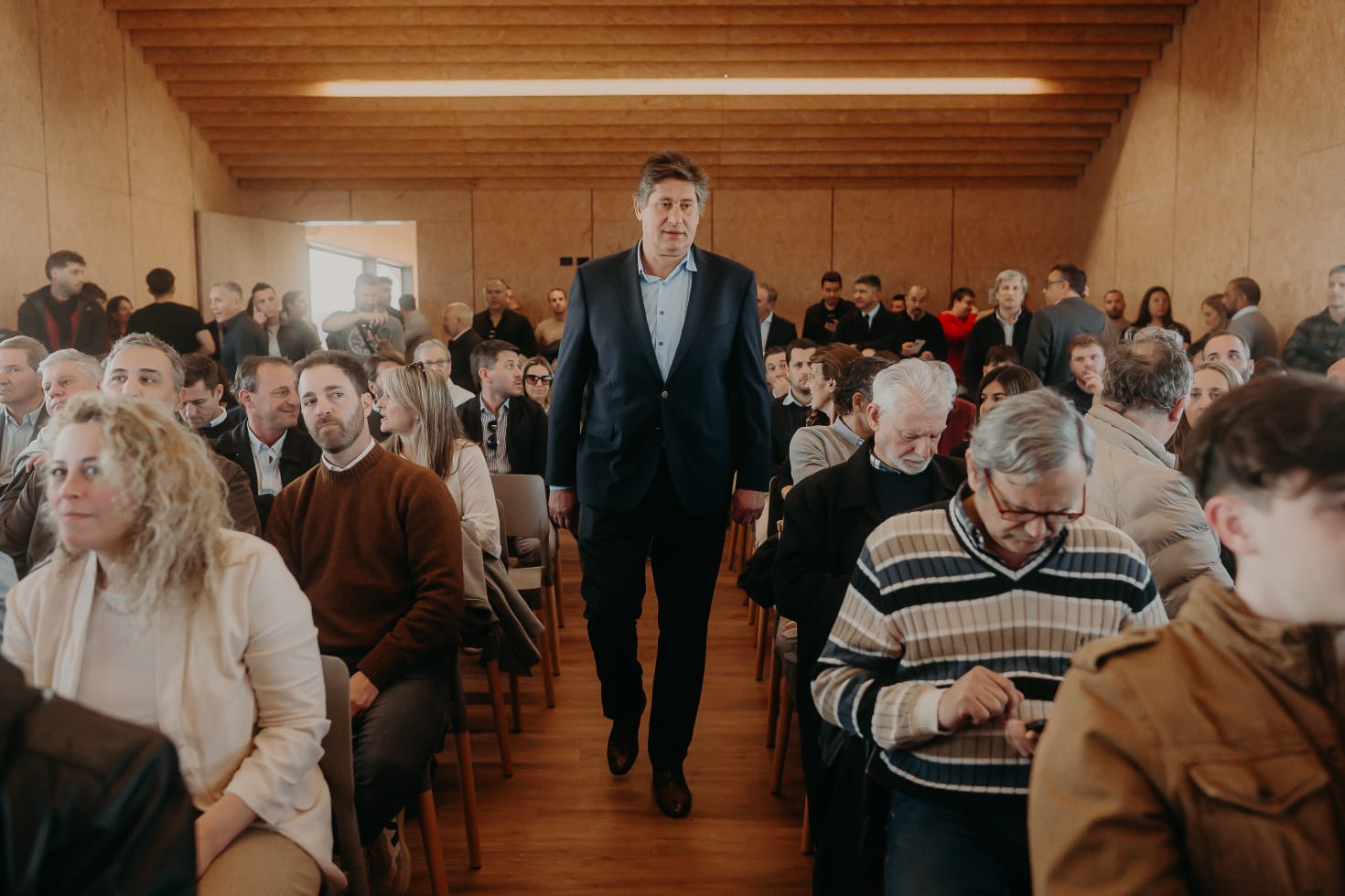 Santacroce dió detalles del Parque Galindo: escuela de futbol "a la Real Madrid", un auditorio y una escuela